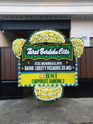 Papan Bunga Duka di Pinangsori